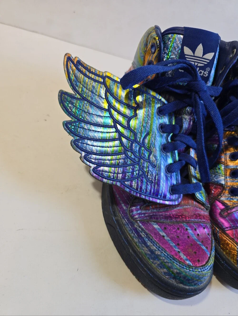 Adidas x Jeremy Scott JS Wings Iridescent Rainbow Sneakers Mens Size 7.5